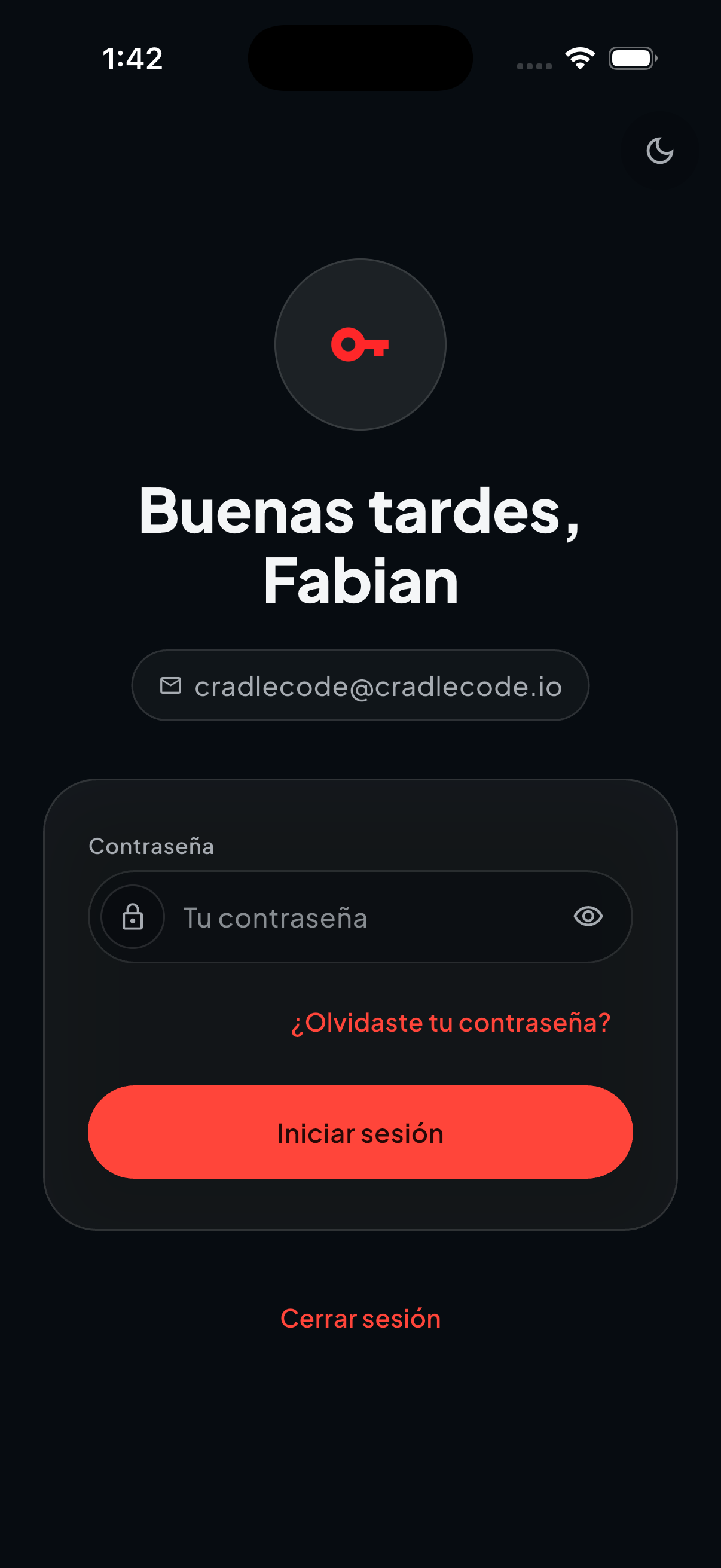 Pantalla de desbloqueo biométrico de KeyStoreMan pidiendo huella digital para abrir la bóveda.
